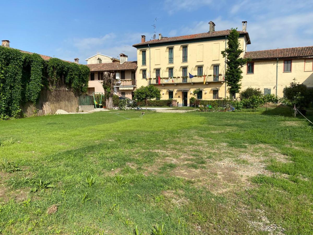 Hotel Duca Di Tromello Exteriör bild
